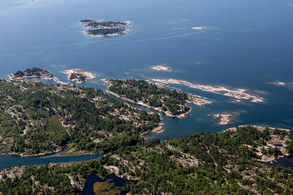 Telos Island, Snug Harbour Carling Township - Country homes for sale and luxury real estate including horse farms and property in the Caledon and King City areas near Toronto
